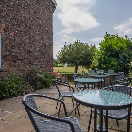 Harmony House Boutique Bed & Breakfast 4*