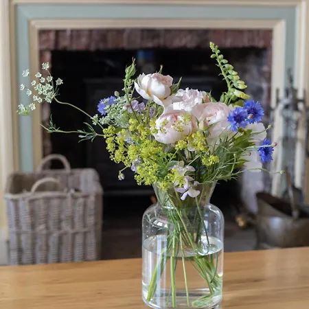 לינה וארוחת בוקר Harmony House Boutique 4*